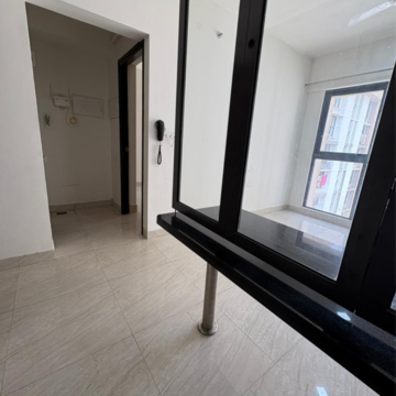 Room in 1 BHK Apartment at Lodha Quality Home Tower 2, Saket Complex – for Sale
