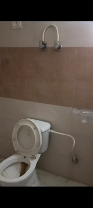 Master Bedroom in 3 BHK Apartment at Proview Officer City, Raj Nagar Extension – for Rent