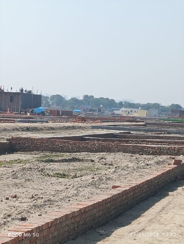  Plot For Sale in Bhopani Village