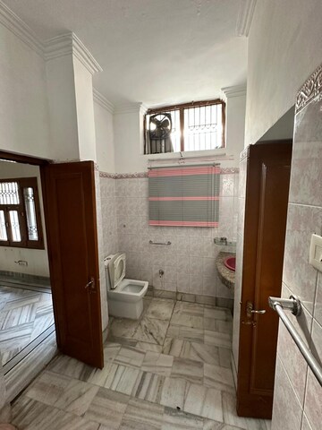 Bathroom in 3.5 BHK Builder Floor at Sector 10 – for Rent