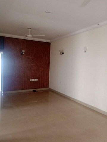 3 BHK Apartment For Rent in Antriksh Golf View Sector 78 Noida  8124080