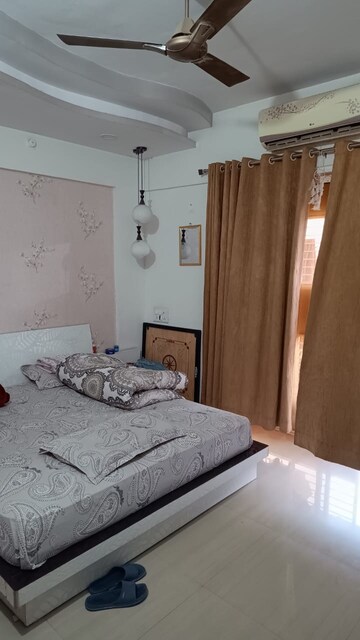 Bedroom in 2 BHK Apartment at Nalanda CHS Aundh, Aundh – for Rent