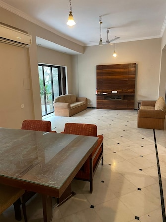 3 BHK Apartment For Resale in BeachWood House Juhu Mumbai  8124130