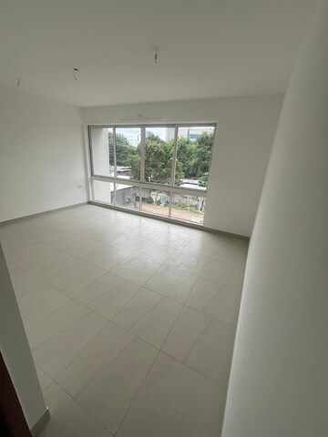 Room in 4 BHK Apartment at Marvel Bounty II, Hadapsar – for Sale