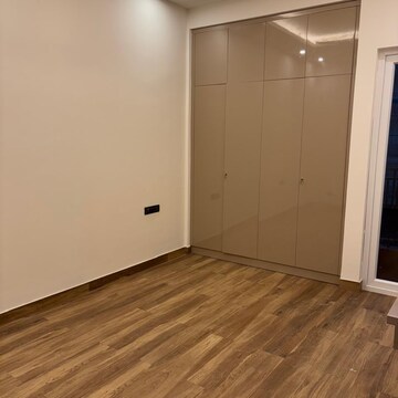 Room in 3 BHK Apartment at Adani Samsara Vilasa, Sector 63 – for Rent