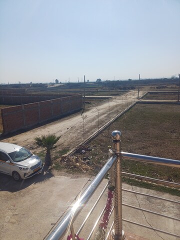  Plot For Sale in Jewar