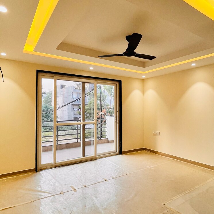 Room, vipul-world-plots 3 Bedroom 192 Sq.Yd. Builder Floor In Sector 48 Gurgaon 8124343