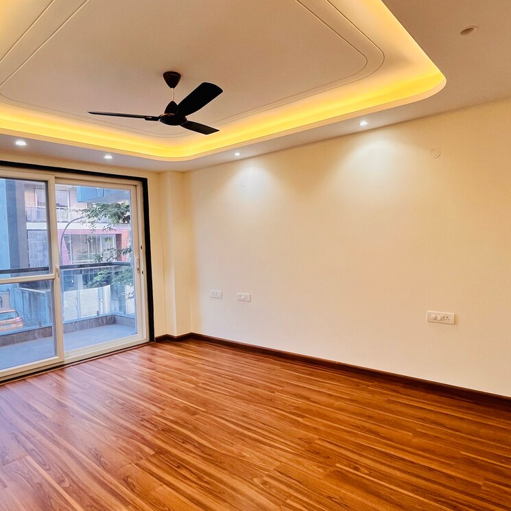 Room, vipul-world-plots 3 Bedroom 192 Sq.Yd. Builder Floor In Sector 48 Gurgaon 8124343