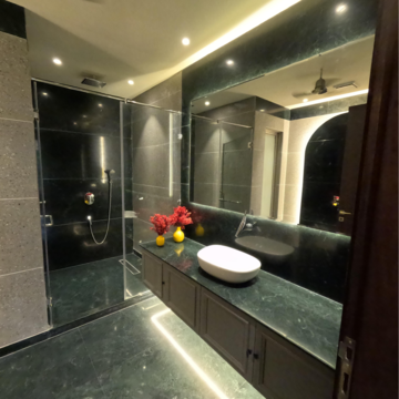 Kitchen in 4 BHK Builder Floor at Vipul World Plots, Sector 48 – for Sale