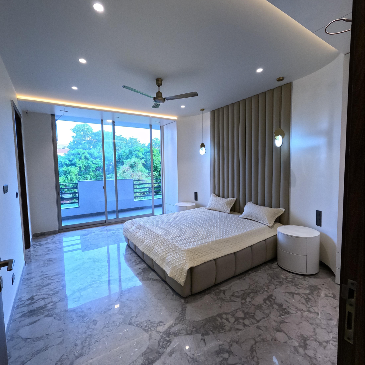 4 BHK + Servant Room Builder Floor For Sale in Vipul World Plots