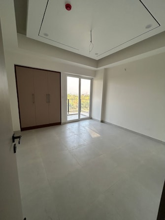 2 BHK Apartment For Rent in Preet Vihar Delhi  8124362