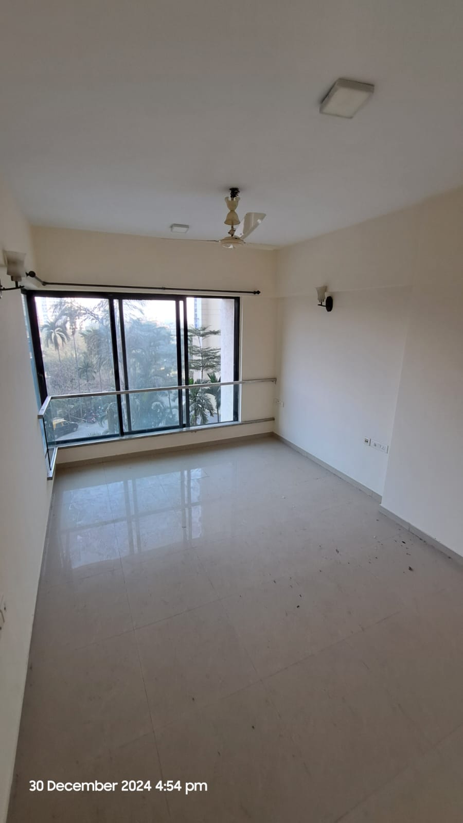 3 BHK Apartment For Sale in LnT Crescent Bay T3