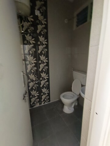 Bathroom in 2 BHK Apartment at Jp Nagar – for Rent