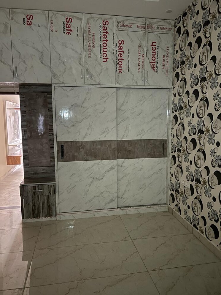 Bathroom, peer mucchalla 3 Bedroom 1600 Sq.Ft. Builder Floor In Peer Mucchalla Zirakpur 8124498