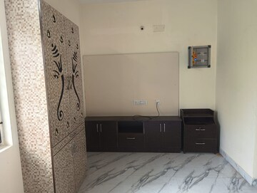 Room in 2 BHK Apartment at Ambattur – for Sale