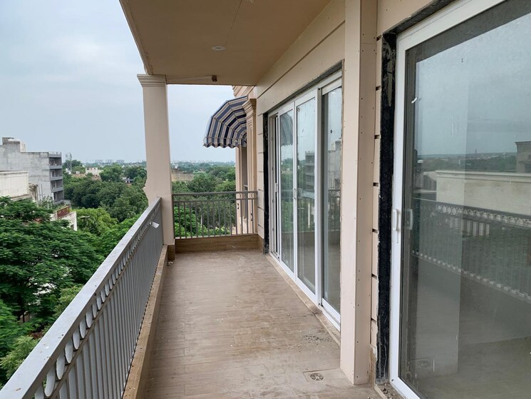 Balcony, anant-raj-ashok-estate 4 Bedroom 383 Sq.Yd. Builder Floor In Sector 63a Gurgaon 8124512