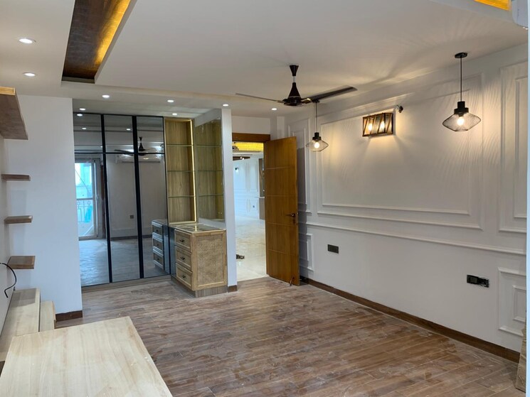 Room, anant-raj-ashok-estate 4 Bedroom 383 Sq.Yd. Builder Floor In Sector 63a Gurgaon 8124512