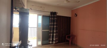 Room in 2 BHK Apartment at Gaur City 2 - 14th Avenue, Sector 16c Greater Noida – for Sale