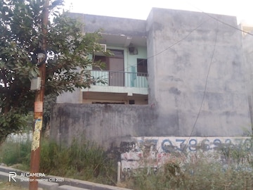  Plot – Exterior View View at Sikandrabad - for Sale