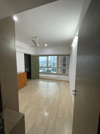 3 BHK Apartment For Rent in DB Realty Orchid Woods Goregaon East Mumbai  8124527