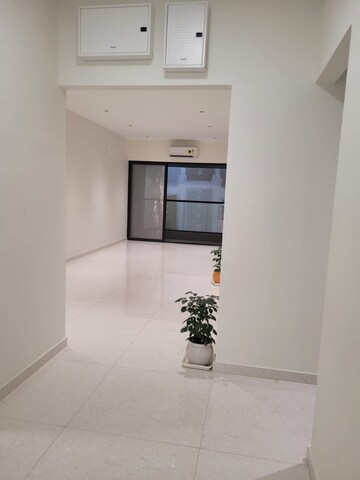 Room in 3 BHK Apartment at Kumar 47 East A, Mundhwa Road – for Sale