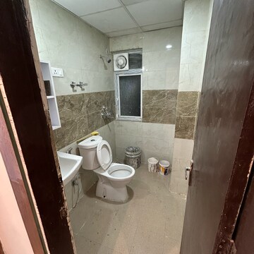 Bathroom in 3 BHK Apartment at Amrapali Riverview, Amrapali Leisure Valley – for Rent