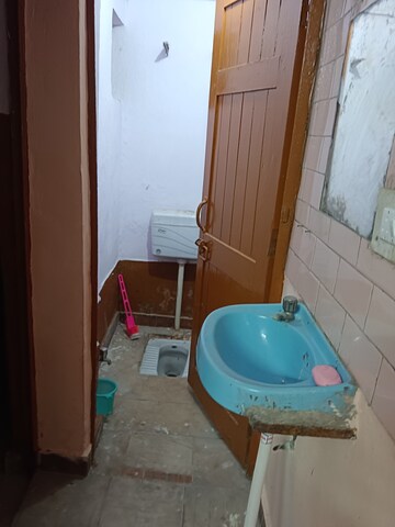 Bathroom in 2 BHK Builder Floor at Dilshad Garden – for Rent