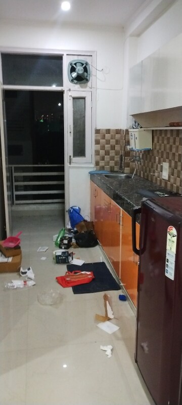 Master Bedroom in 1 BHK Builder Floor at Sector 54 – for Rent