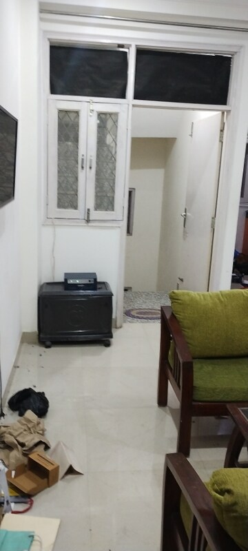 Bathroom in 1 BHK Builder Floor at Sector 54 – for Rent