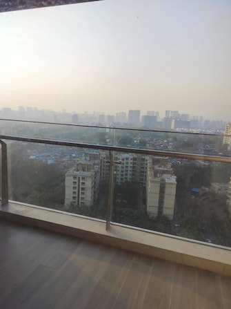 3 BHK Apartment For Rent in Oberoi Maxima Andheri East Mumbai  8124673