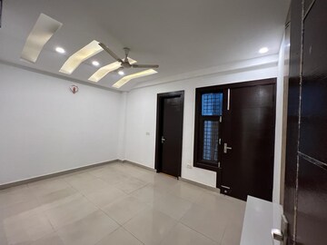 Master Bedroom in 3 BHK Apartment at ABA Ivy County, Sector 75 – for Sale