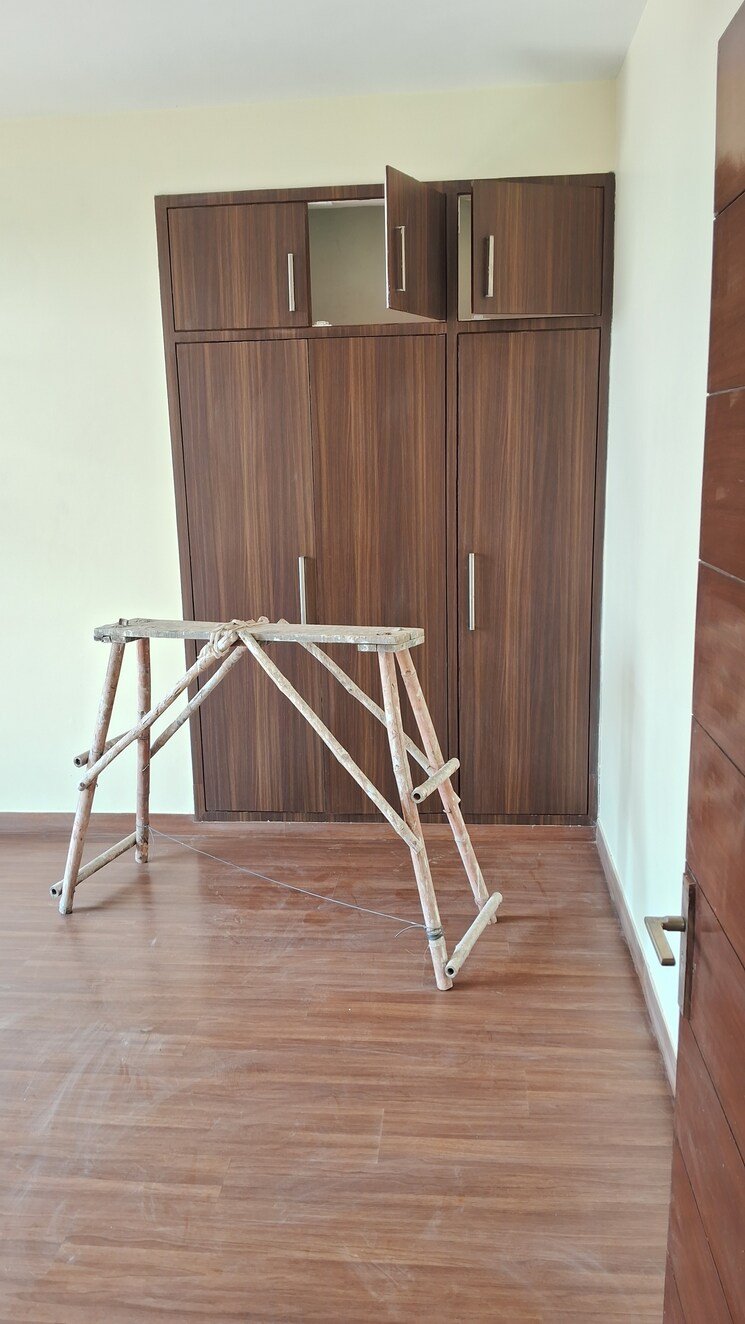 undefined, sector 24 4 Bedroom 2400 Sq.Ft. Apartment In Sector 24 Panchkula 8124752