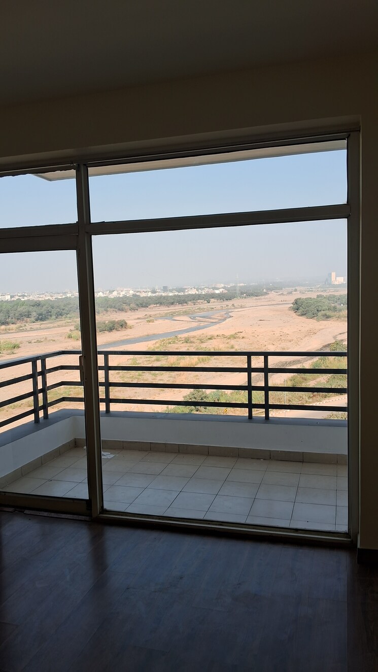Balcony, sector 24 4 Bedroom 2400 Sq.Ft. Apartment In Sector 24 Panchkula 8124752