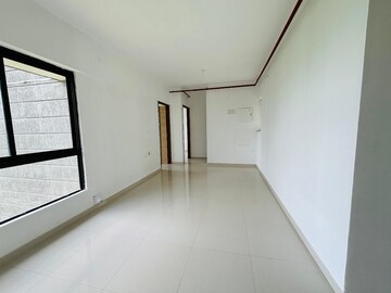 Room in 1.5 BHK Apartment at Wadhwa Wise City, Old Panvel – for Rent