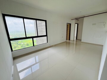 Room in 1.5 BHK Apartment at Wadhwa Wise City, Old Panvel – for Rent