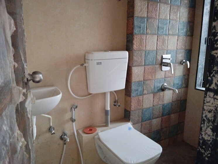 Bathroom, sai-satyam-residency-kalyan-west 1 Bedroom 700 Sq.Ft. Apartment In Kalyan West Thane 8124787