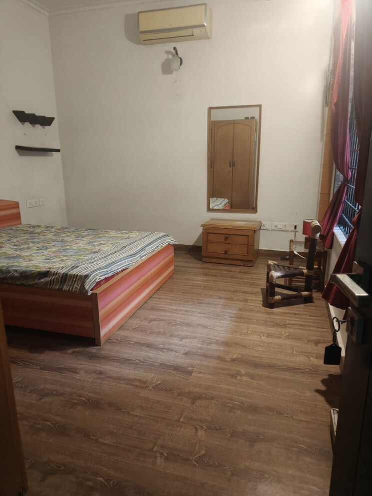 Bedroom, alaknanda 3 Bedroom 1600 Sq.Ft. Apartment In Alaknanda Delhi 8124813