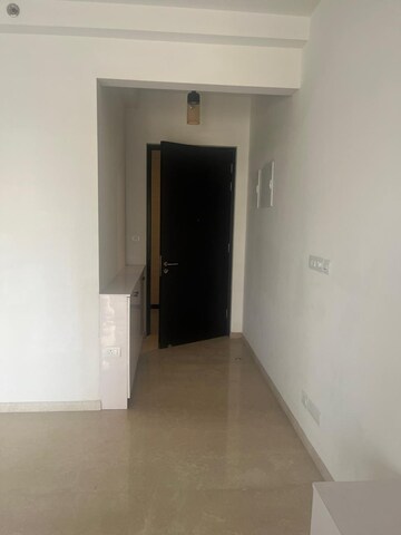 Room in 3 BHK Apartment at Sobha City Gurgaon, Sector 108 – for Rent