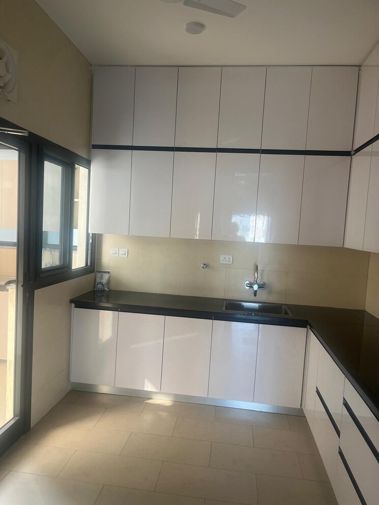 Kitchen, sobha-city-gurgaon 3 Bedroom 2240 Sq.Ft. Apartment In Sector 108 Gurgaon 8124809