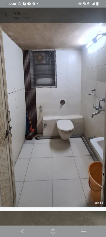 Bathroom in 2 BHK Apartment at Maimuna Avenue, Gultekdi – for Rent