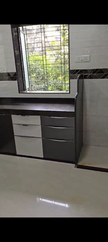 Kitchen in 1.5 BHK Apartment at Ghatkopar East – for Rent