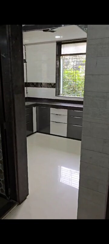 Kitchen in 1.5 BHK Apartment at Ghatkopar East – for Rent