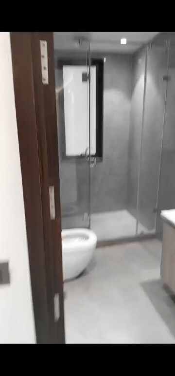 Building Lobby in 3 BHK Builder Floor at Greater Kailash I – for Rent