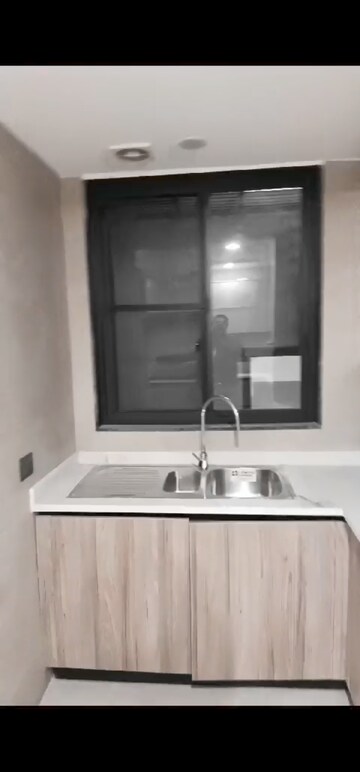 Furnished Amenities in 3 BHK Builder Floor at Greater Kailash I – for Rent