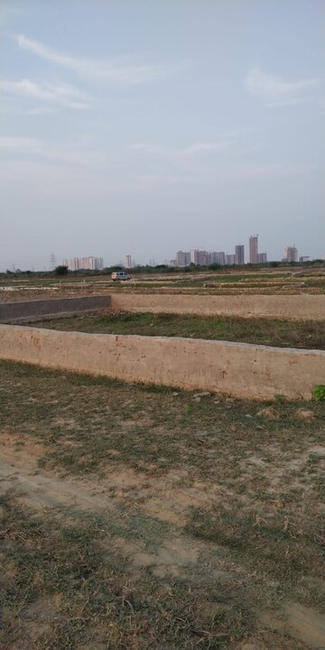  Plot For Sale in Knowledge Park 1 Greater Noida