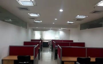 Office Space For Rent in Sector 82