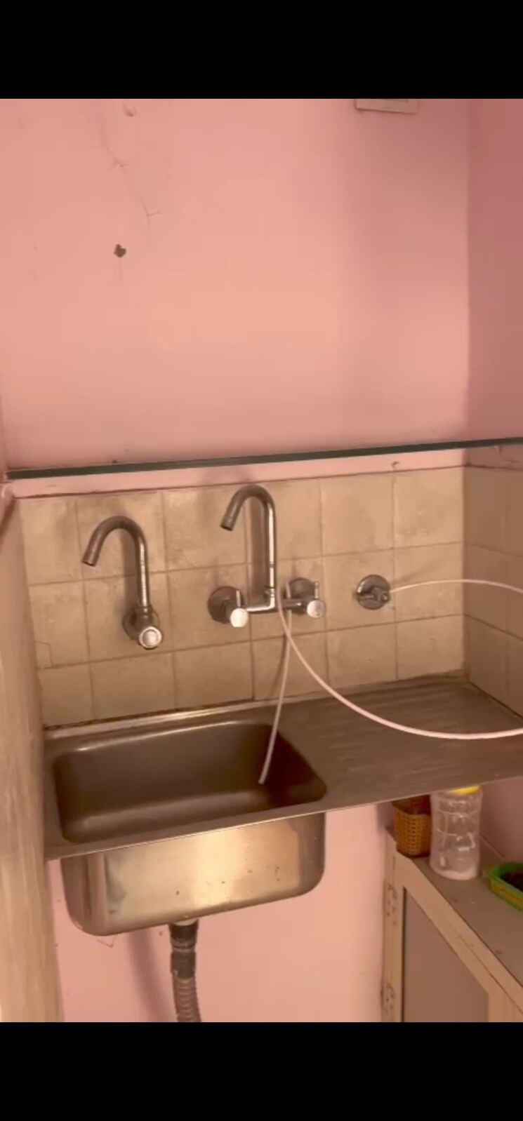 Bathroom, kalkaji 1 RK 300 Sq.Ft. Builder Floor In Kalkaji Delhi 8124939