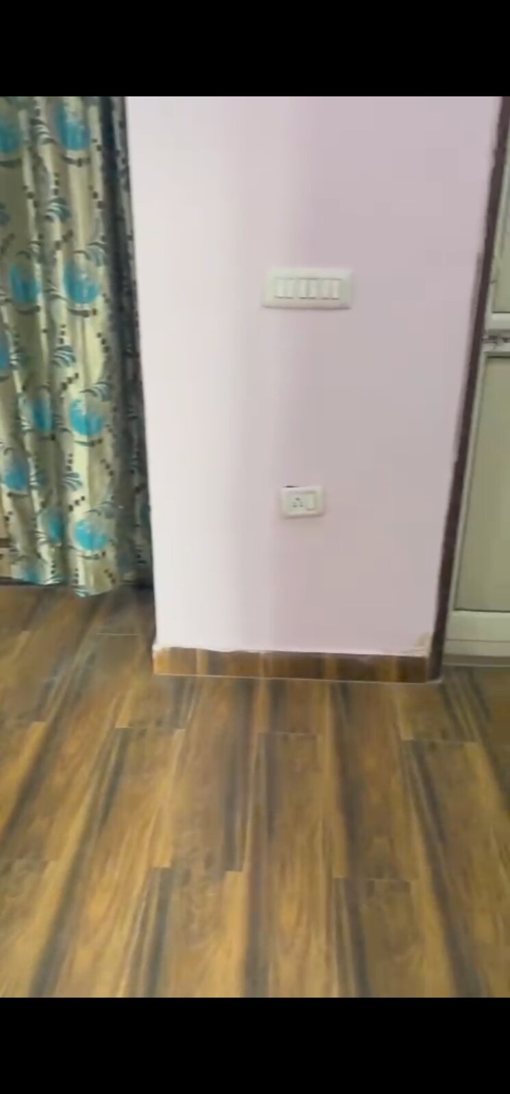 Room, kalkaji 1 RK 300 Sq.Ft. Builder Floor In Kalkaji Delhi 8124939