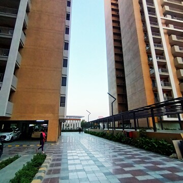 3 BHK Apartment – Exterior View View at Rishita Manhattan, Gomti Nagar - for Rent