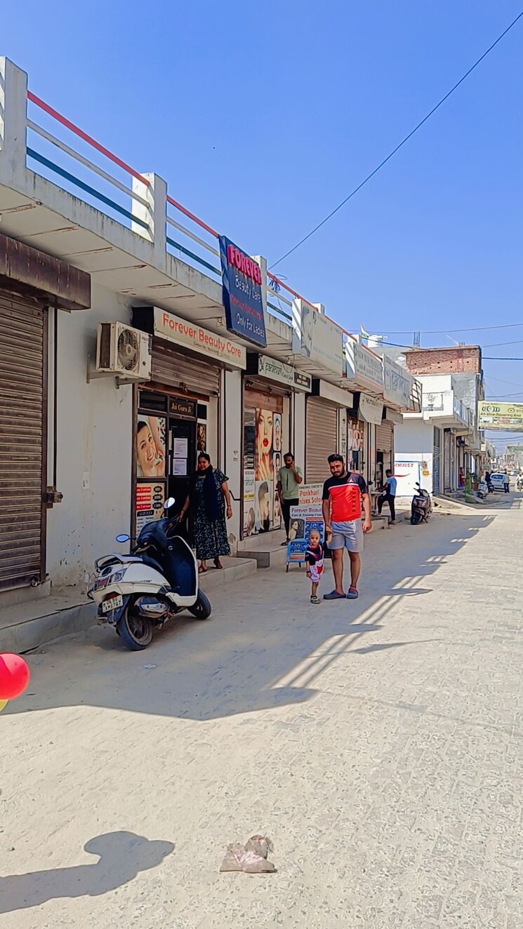  Parking, vrindavan-garden 2 Bedroom 100 Sq.Yd. Independent House In Sector 16b Greater Noida Greater Noida 8124966